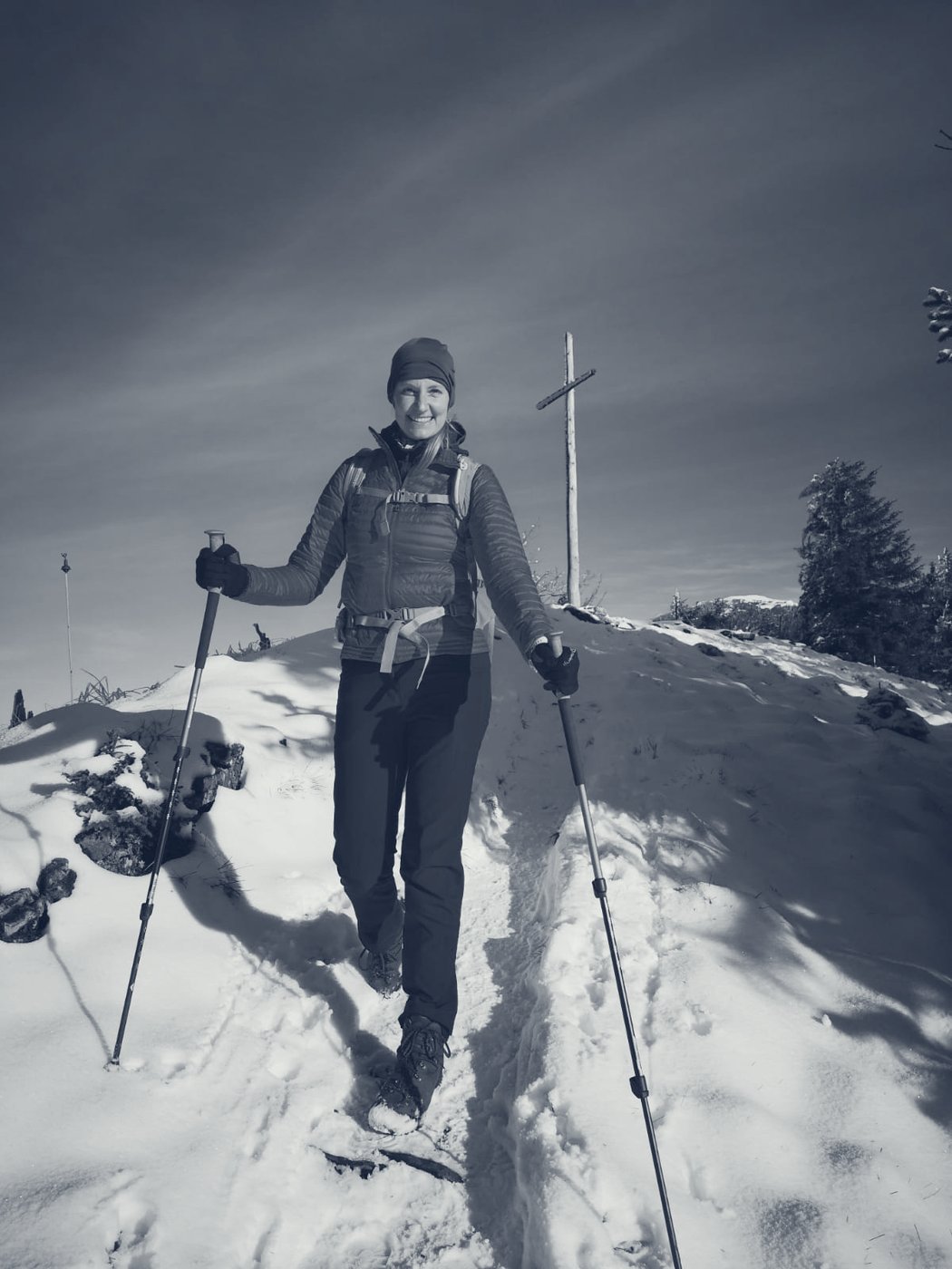 Viola Korte beim Winterwandern in den Alpen
